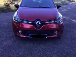 Rot Gebraucht 2016 Renault Clio IV LIMITED Kleinwagen | 6.400 € (Fairer Preis)