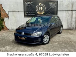 Blau Gebraucht 2013 VW Golf VII Trendline Limousine | 9.499 € (Fairer Preis)