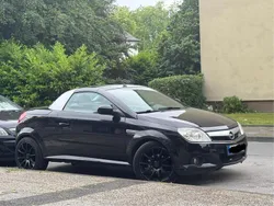 Schwarz Gebraucht 2005 Opel Tigra Cabrio | 1.700 € (Guter Preis)
