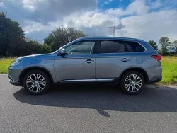 Grau Gebraucht 2018 Mitsubishi Outlander Edition+ SUV | 17.000 € (Guter Preis)