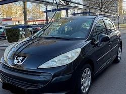 Schwarz Gebraucht 2006 Peugeot 207 Filou Limousine | 1.800 € (Etwas zu teuer)