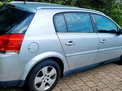 Silber Gebraucht 2003 Opel Signum Kombi | 890 € (Etwas zu teuer)