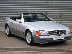 Silber Gebraucht 1992 Mercedes 300 Cabrio | 21.770 €