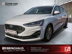 Weiß Gebraucht 2024 Ford Focus Titanium Limousine | 26.499 € (Fairer Preis)