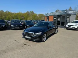 Schwarz Gebraucht 2016 Mercedes E200 Kombi | 8.990 € (Etwas zu teuer)