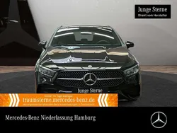Schwarz Gebraucht 2024 Mercedes A200 Advanced Plus Limousine | 31.990 € (Fairer Preis)