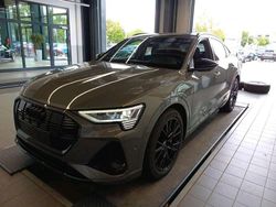 Chronosgrau metallic Gebraucht 2022 Audi e-tron Sportback Black Edition SUV | 37.770 € (Fairer Preis)
