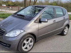 Silber Gebraucht 2012 Mercedes A180 Kleinwagen | 3.650 € (Fairer Preis)