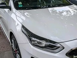 Weiß Gebraucht 2020 Kia Ceed GT Limousine | 21.399 € (Fairer Preis)