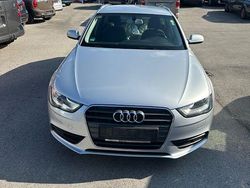 Silber Gebraucht 2015 Audi A4 Attraction Kombi | 9.000 € (Superpreis)