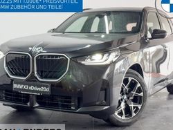 Grau Neu 2025 BMW X3 Shadowline SUV | 59.140 € (Superpreis)