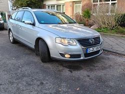 Grau Gebraucht 2007 VW Passat Individual Kombi | 2.999 € (Fairer Preis)
