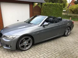 Grün Gebraucht 2011 BMW 318 Cabriolet Shadowline Cabrio | 14.900 €