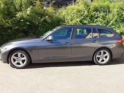 Grau Gebraucht 2018 BMW 318 Advantage Kombi | 18.000 € (Fairer Preis)