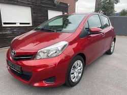 Rot Gebraucht 2011 Toyota Yaris Life Kleinwagen | 7.590 € (Teuer)