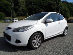 Weiß Gebraucht 2010 Mazda 2 Inclusive Kleinwagen | 1.850 € (Superpreis)