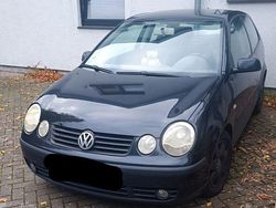 Schwarz Gebraucht 2002 VW Polo Basis Kleinwagen | 700 € (Fairer Preis)