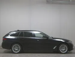 Schwarz Gebraucht 2021 BMW 530e Sport Line Kombi | 20.580 € (Superpreis)
