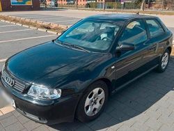 Schwarz Gebraucht 2001 Audi A3 Kleinwagen | 2.300 € (Fairer Preis)