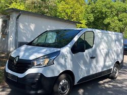 Weiß Gebraucht 2016 Renault Trafic Komfort Van | 5.900 €