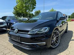 Schwarz Gebraucht 2018 VW Golf VII Highline Limousine | 17.400 € (Guter Preis)