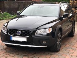 Schwarz Gebraucht 2016 Volvo XC70 Linje Svart Kombi | 25.490 € (Fairer Preis)