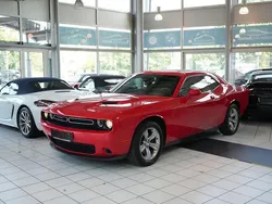 Rot Gebraucht 2016 Dodge Challenger SXT Coupé | 18.900 € (Fairer Preis)