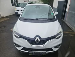 Weiß Gebraucht 2017 Renault Scénic IV Experience Van / Kleinbus | 11.990 € (Fairer Preis)