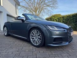 Grau Gebraucht 2016 Audi TT Roadster Ambiente Cabrio | 28.110 € (Fairer Preis)