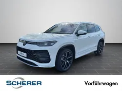 Pure white Gebraucht 2025 VW Tayron IQ Drive SUV | 54.850 €