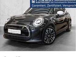 Schwarz Gebraucht 2022 Mini Cooper SE Classic Kleinwagen | 17.880 € (Guter Preis)