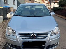 Grau Gebraucht 2006 VW Polo Kleinwagen | 4.000 € (Teuer)