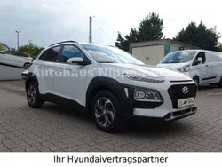 Chalk white Gebraucht 2020 Hyundai Kona Advantage SUV | 19.985 € (Etwas zu teuer)