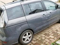 Grau Gebraucht 2010 Mazda 5 Van / Kleinbus | 4.000 € (Fairer Preis)