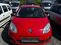 Rot Gebraucht 2009 Renault Twingo Authentique Kleinwagen | 3.990 € (Teuer)