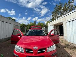 Rot Gebraucht 2002 Nissan Almera Coupé | 1.300 €