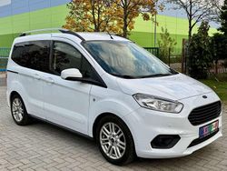 Frozen white Gebraucht 2022 Ford Tourneo Courier Titanium Van / Kleinbus | 15.990 € (Fairer Preis)