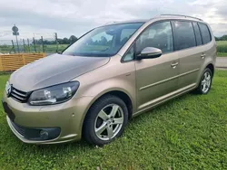 Gold Gebraucht 2014 VW Touran Life Van / Kleinbus | 5.999 € (Etwas zu teuer)