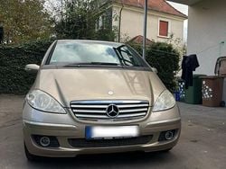 Beige Gebraucht 2005 Mercedes A180 Kleinwagen | 3.900 € (Guter Preis)
