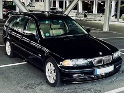 Schwarz Gebraucht 2001 BMW 320 Performance Kombi | 4.400 € (Guter Preis)