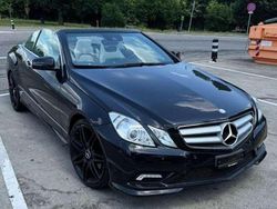 Schwarz Gebraucht 2011 Mercedes E500 Elegance Cabrio | 25.800 € (Fairer Preis)