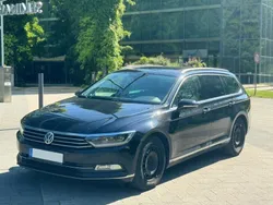 Schwarz Gebraucht 2015 VW Passat Highline Kombi | 9.500 €