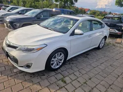 Weiß Gebraucht 2013 Toyota Avalon Limousine | 12.900 €