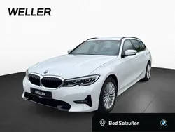 Alpinweiss iii (weiß) Gebraucht 2021 BMW 330 Shadowline Kombi | 28.490 € (Guter Preis)