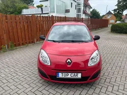 Rot Gebraucht 2008 Renault Twingo Authentique Kleinwagen | 3.500 € (Teuer)