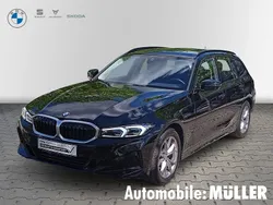Schwarz Gebraucht 2024 BMW 320 Comfort Edition Kombi | 36.480 € (Guter Preis)