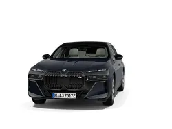 Gebraucht 2025 BMW M760e Comfort Edition Limousine | 117.170 € (Guter Preis)