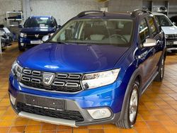 Blau Gebraucht 2021 Dacia Logan MCV Stepway Kombi | 11.390 € (Fairer Preis)