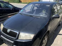 Schwarz Gebraucht 2003 Skoda Fabia Kleinwagen | 800 € (Guter Preis)