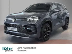 Delfingrau metallic Gebraucht 2025 VW Tayron R-line SUV | 58.750 € (Guter Preis)